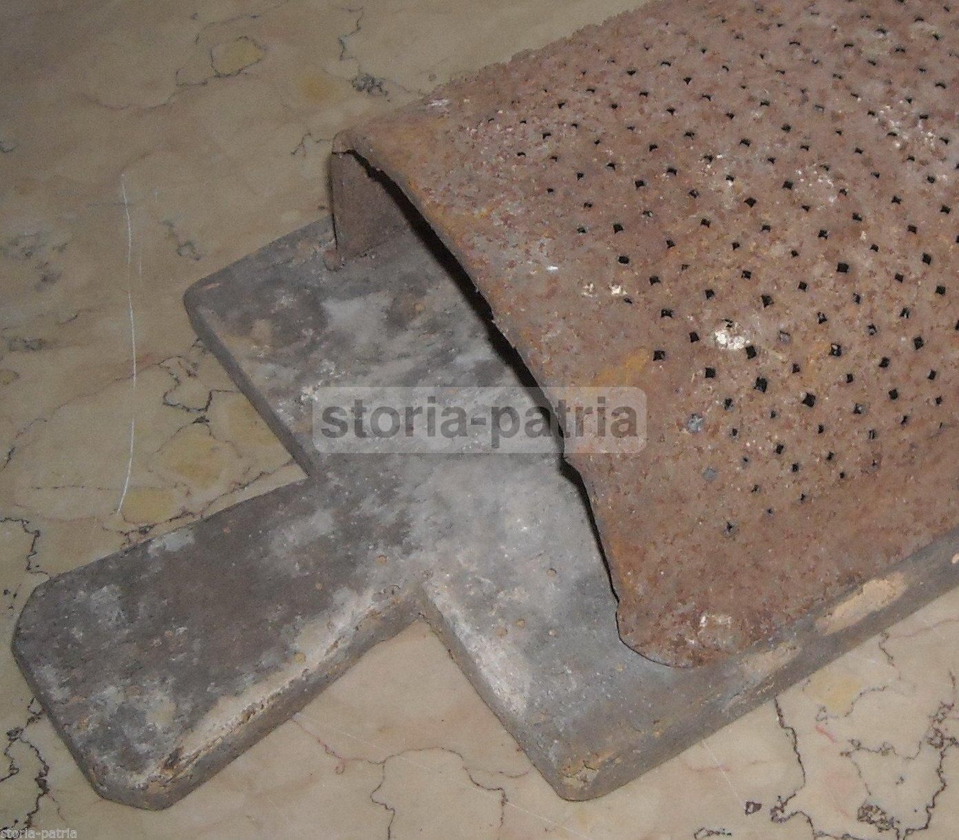 Antico Attrezzo Agricolo In Ferro E Legno, XIX Secolo, Artigianato Popolare