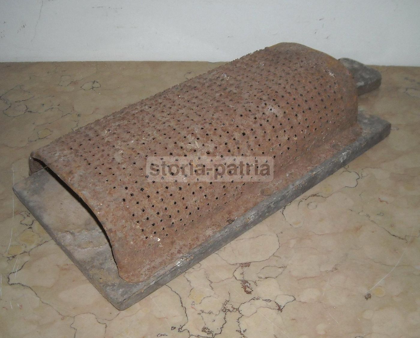 Antico Attrezzo Agricolo In Ferro E Legno, XIX Secolo, Artigianato Popolare
