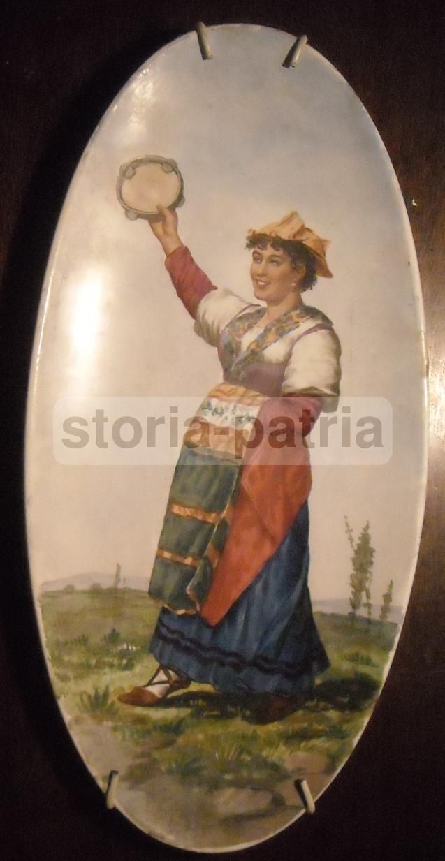 Piatto In Ceramica Con Costume Popolare E Ballerina Di Tarantella, XIX Secolo