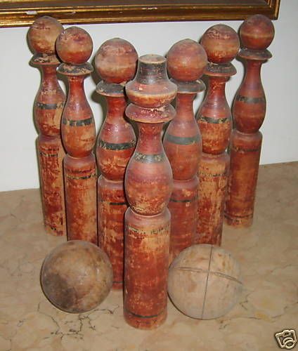 Antico Set Birilli E Bocce In Legno Policromo Fine '800 Primo '900