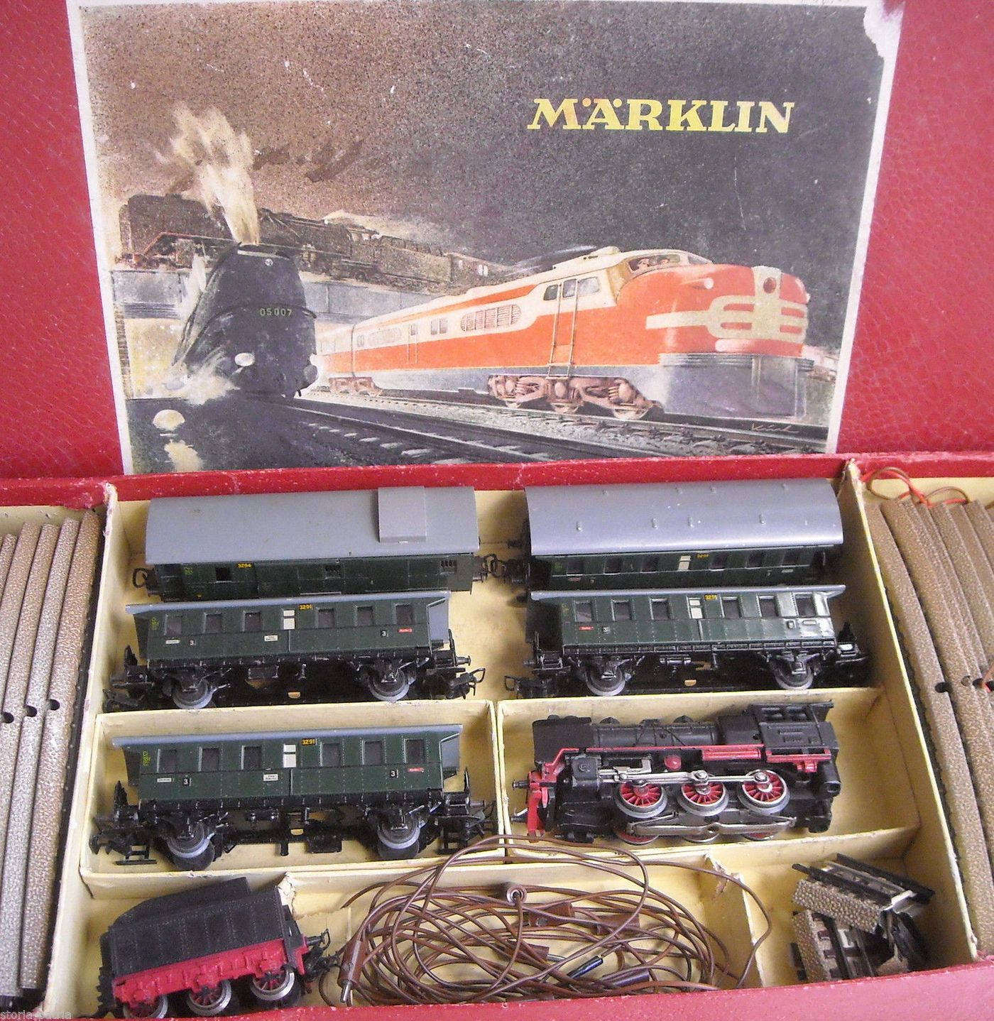 Trenino Märklin d'Epoca Anni '50 Con Locomotore RM 800 E Vagoni