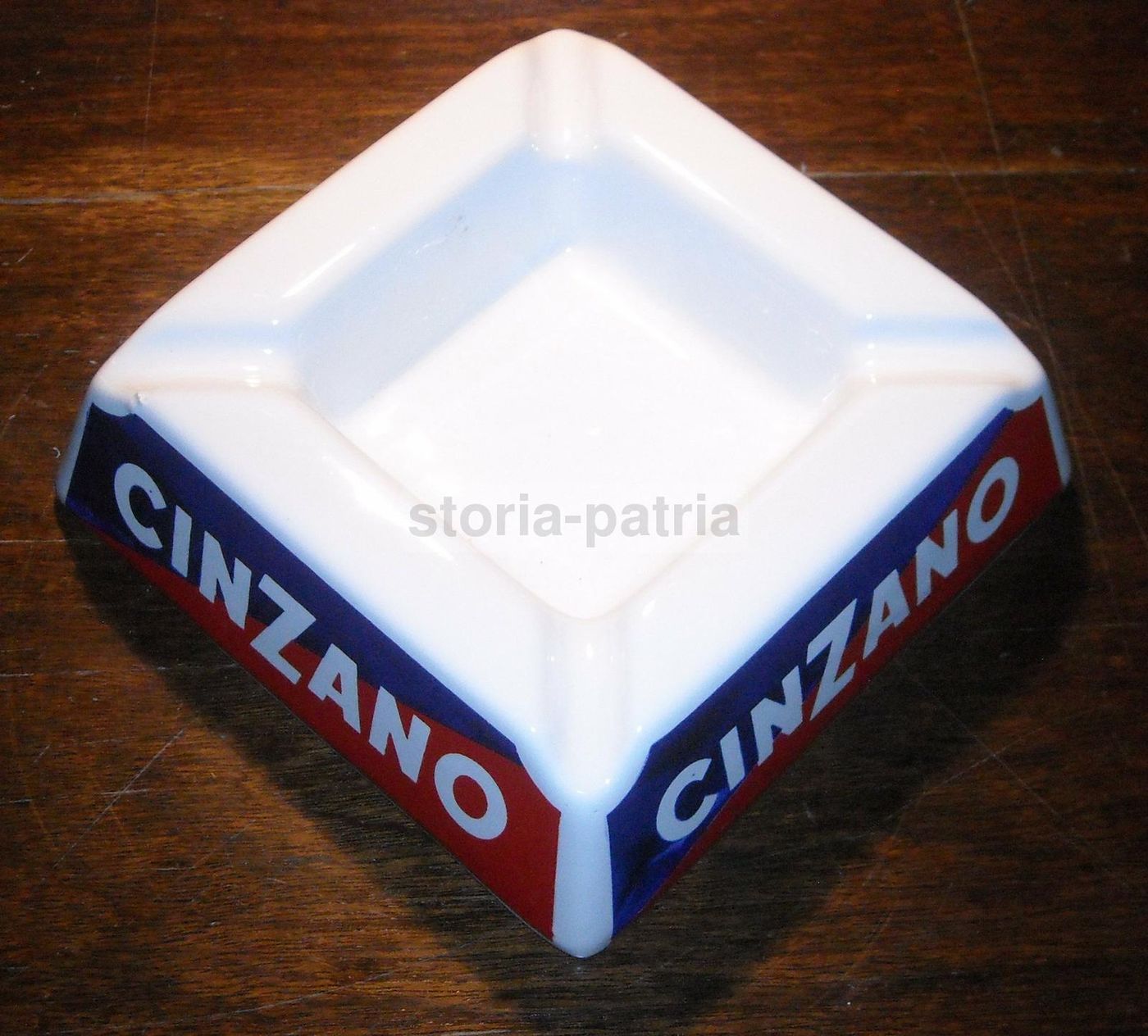 Portacenere Pubblicitario Cinzano In Porcellana, Anni '80