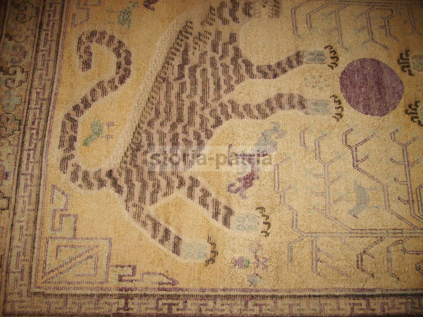 Antico Tappeto Orientale Con Animali Fantastici 220x140 Cm