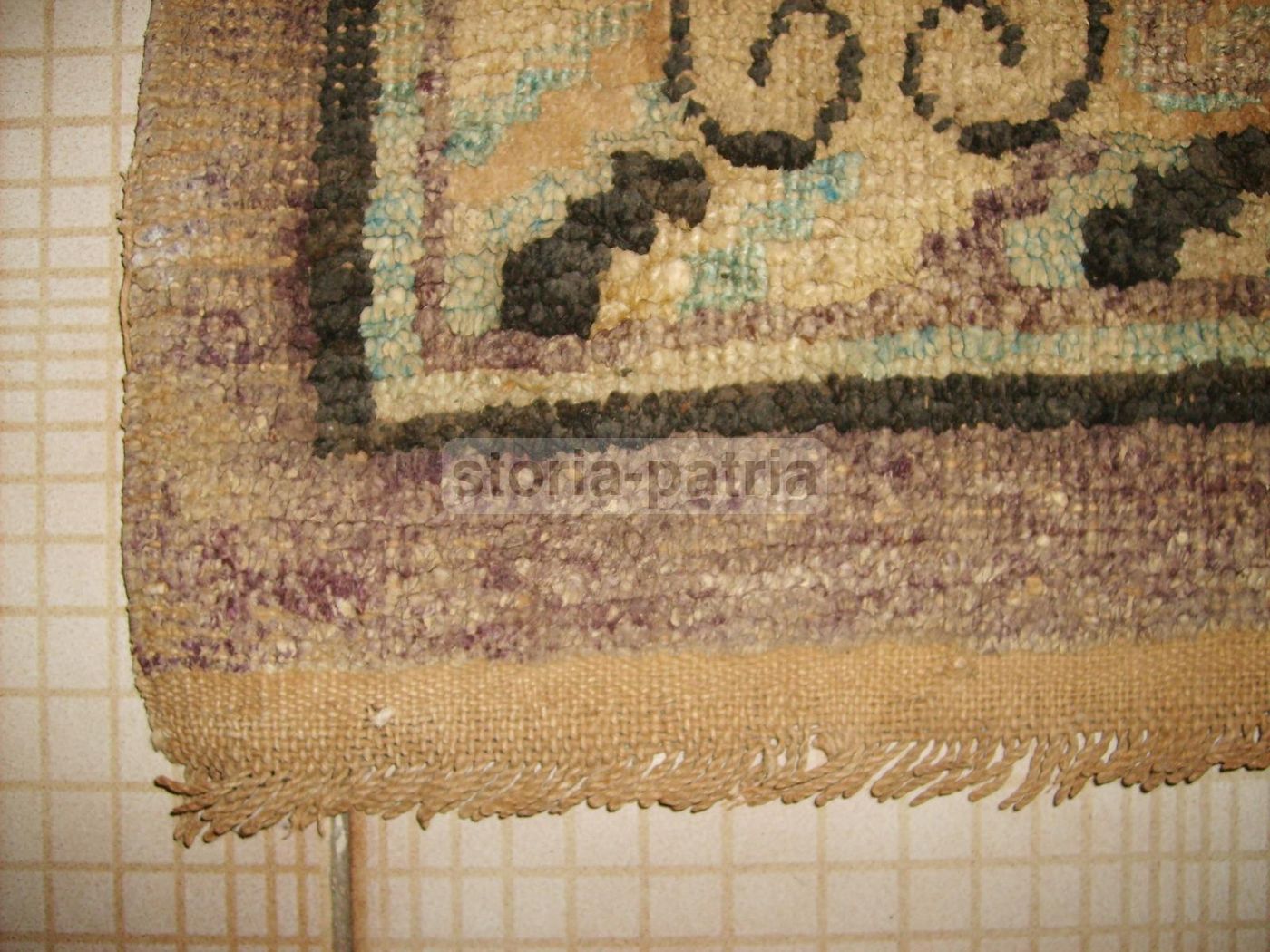 Antico Tappeto Orientale Con Animali Fantastici 220x140 Cm