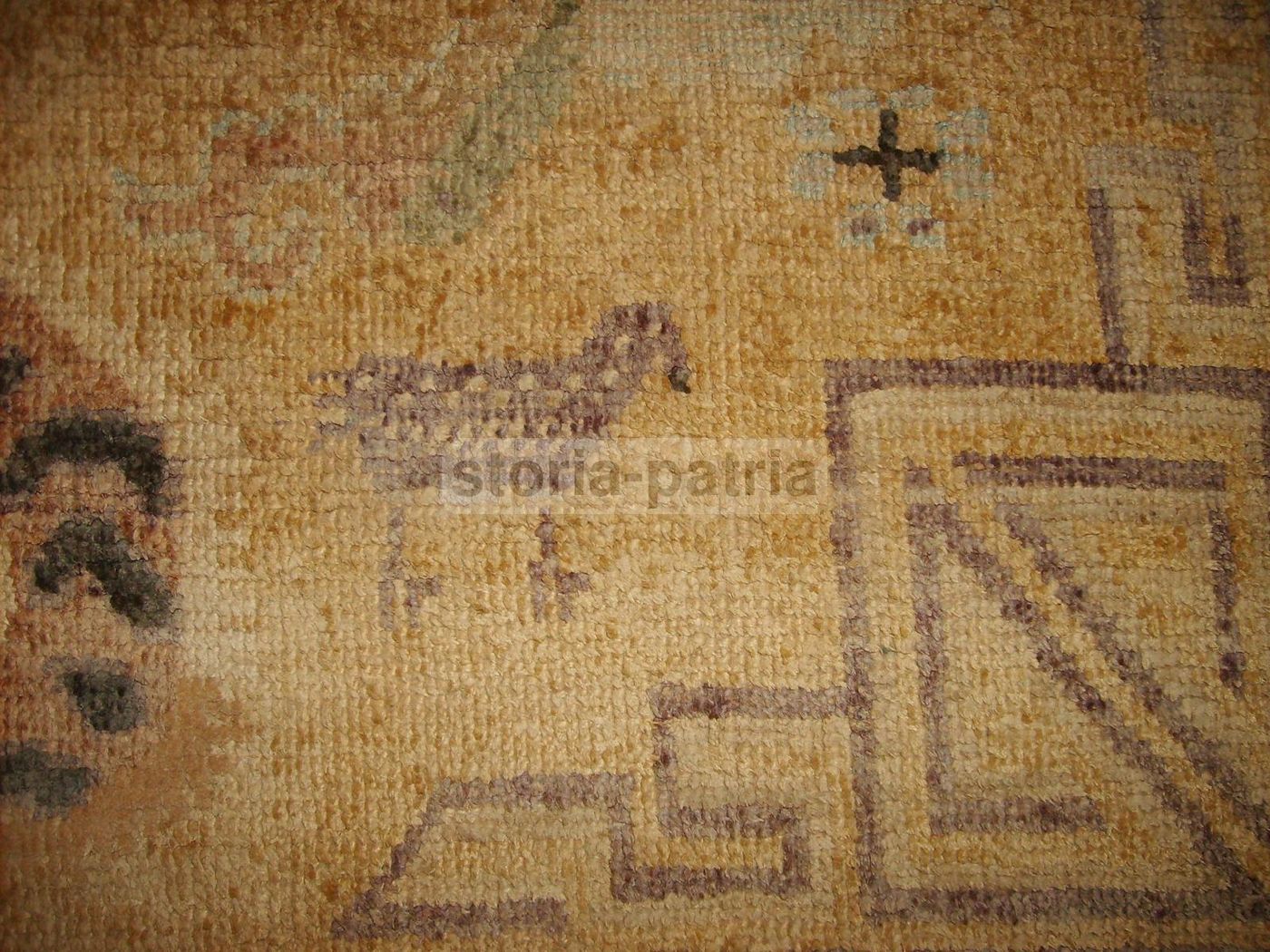 Antico Tappeto Orientale Con Animali Fantastici 220x140 Cm