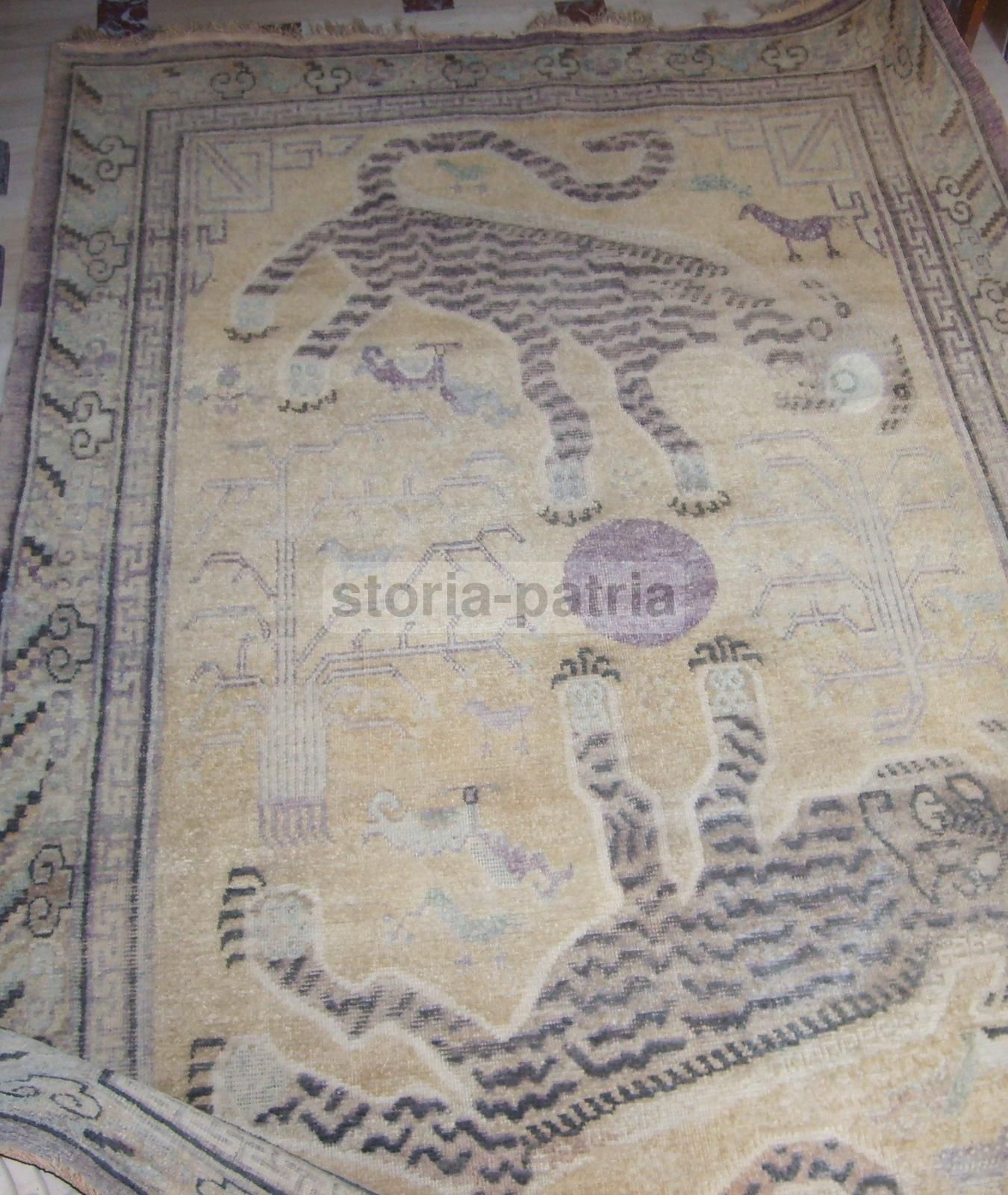 Antico Tappeto Orientale Con Animali Fantastici 220x140 Cm