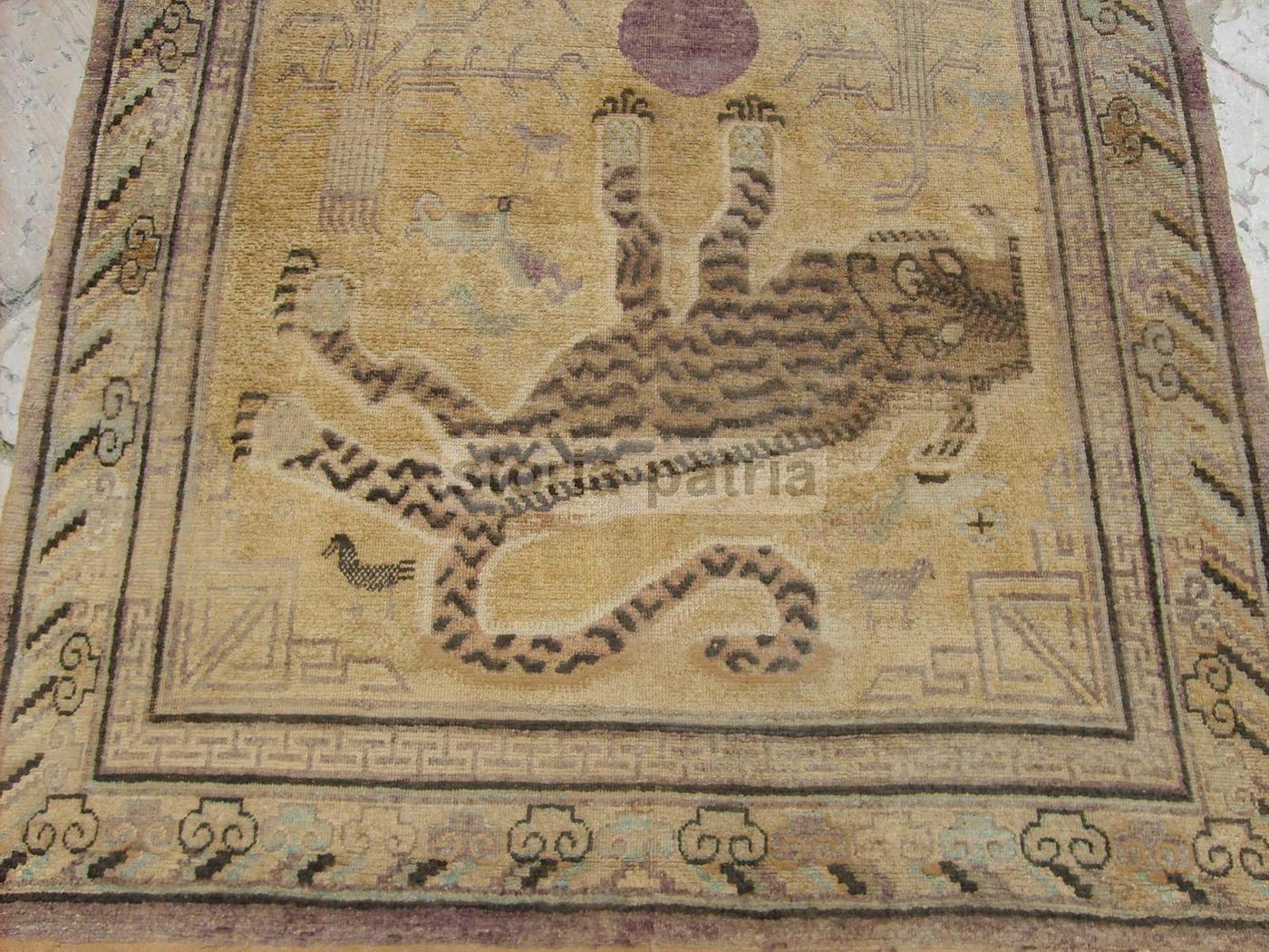 Antico Tappeto Orientale Con Animali Fantastici 220x140 Cm