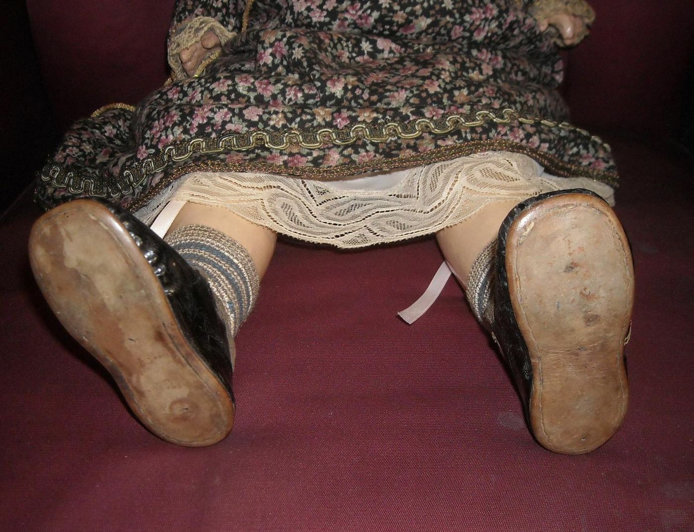 Antica Bambola d'Epoca Con Vestito E Cuffia, Anni '20, Cm 70