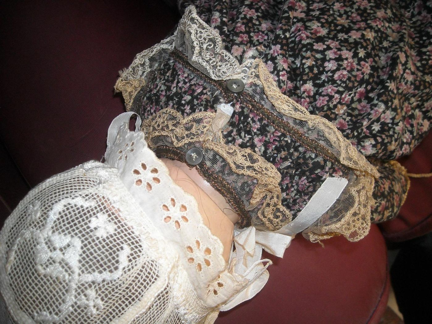 Antica Bambola d'Epoca Con Vestito E Cuffia, Anni '20, Cm 70