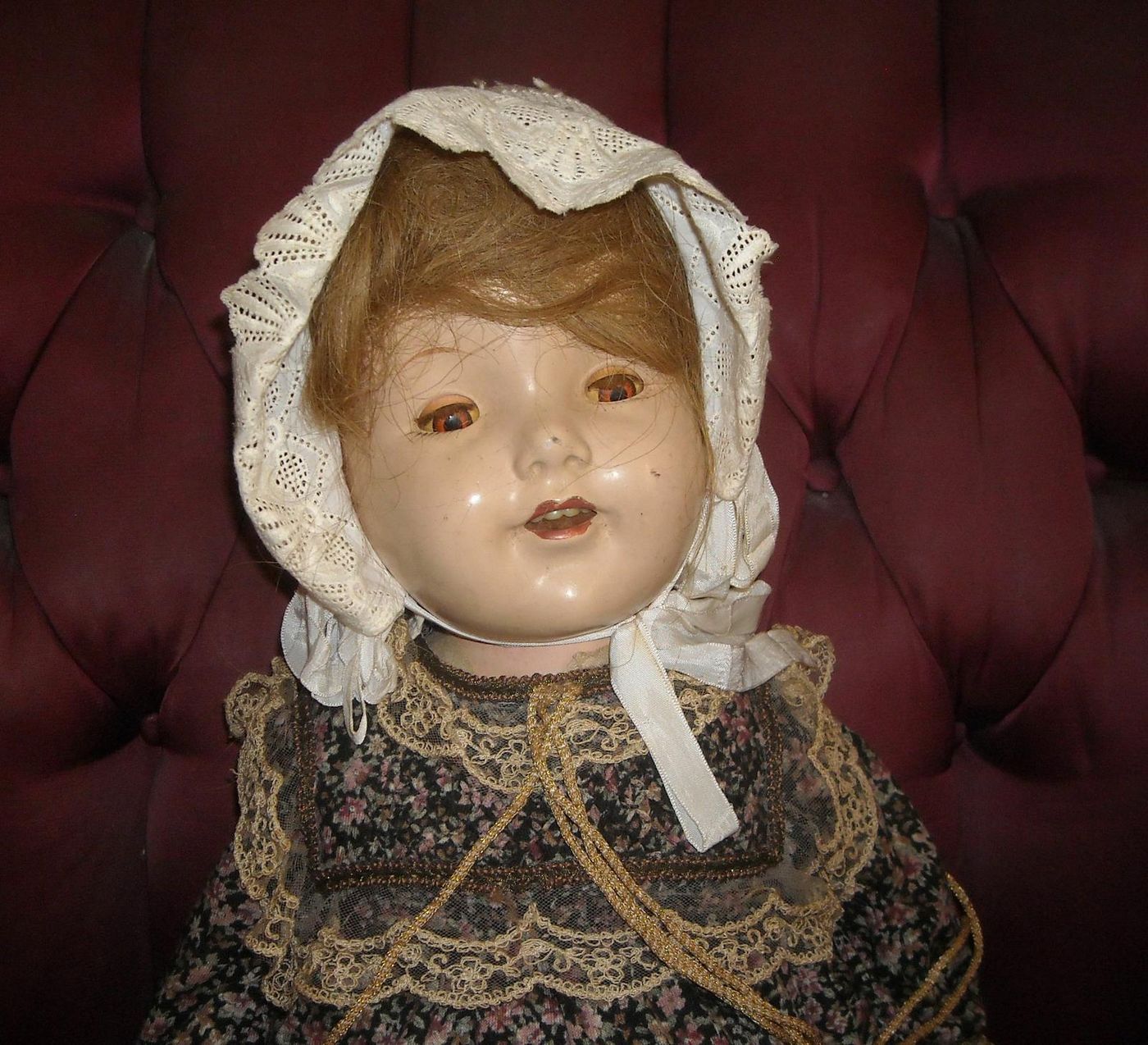 Antica Bambola d'Epoca Con Vestito E Cuffia, Anni '20, Cm 70
