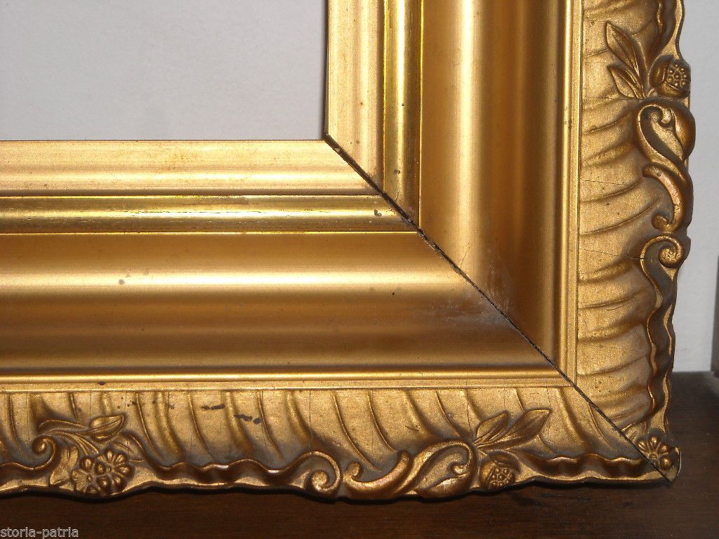 Cornice Antica In Legno Dorato Con Motivi Floreali, Metà XIX Secolo