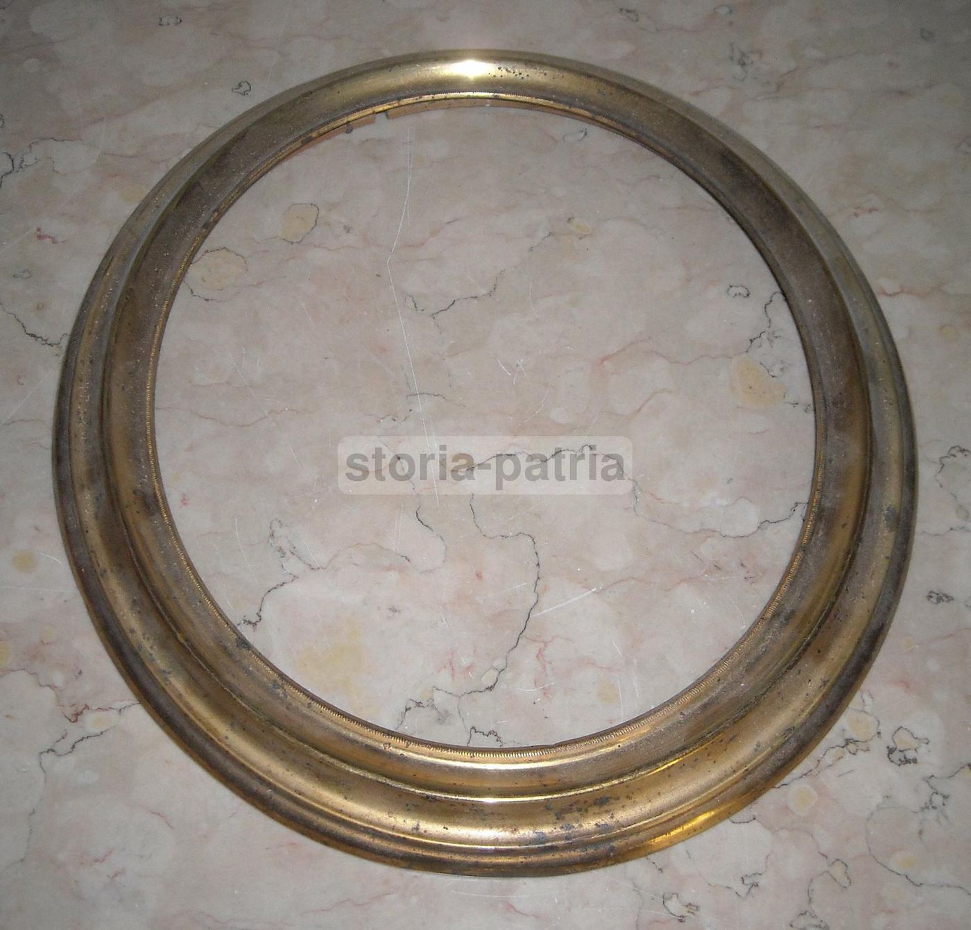 Cornice Ovale Antica In Metallo Giallo, Fine '800 Inizio '900