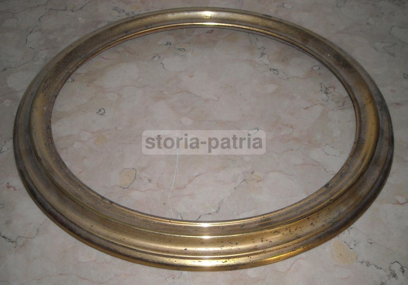 Cornice Ovale Antica In Metallo Giallo, Fine '800 Inizio '900
