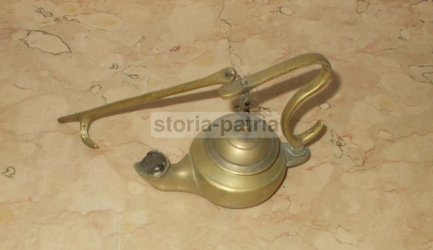 Antica Lampada Ad Olio In Ottone Del 1800 Da Collezione