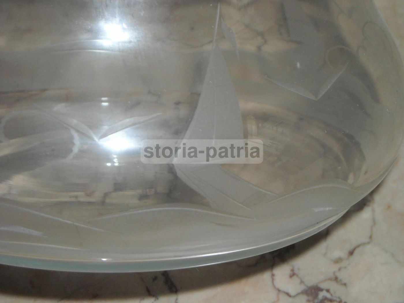 Ciotola In Vetro Con Decorazione Incisa Barche A Vela, Epoca '900