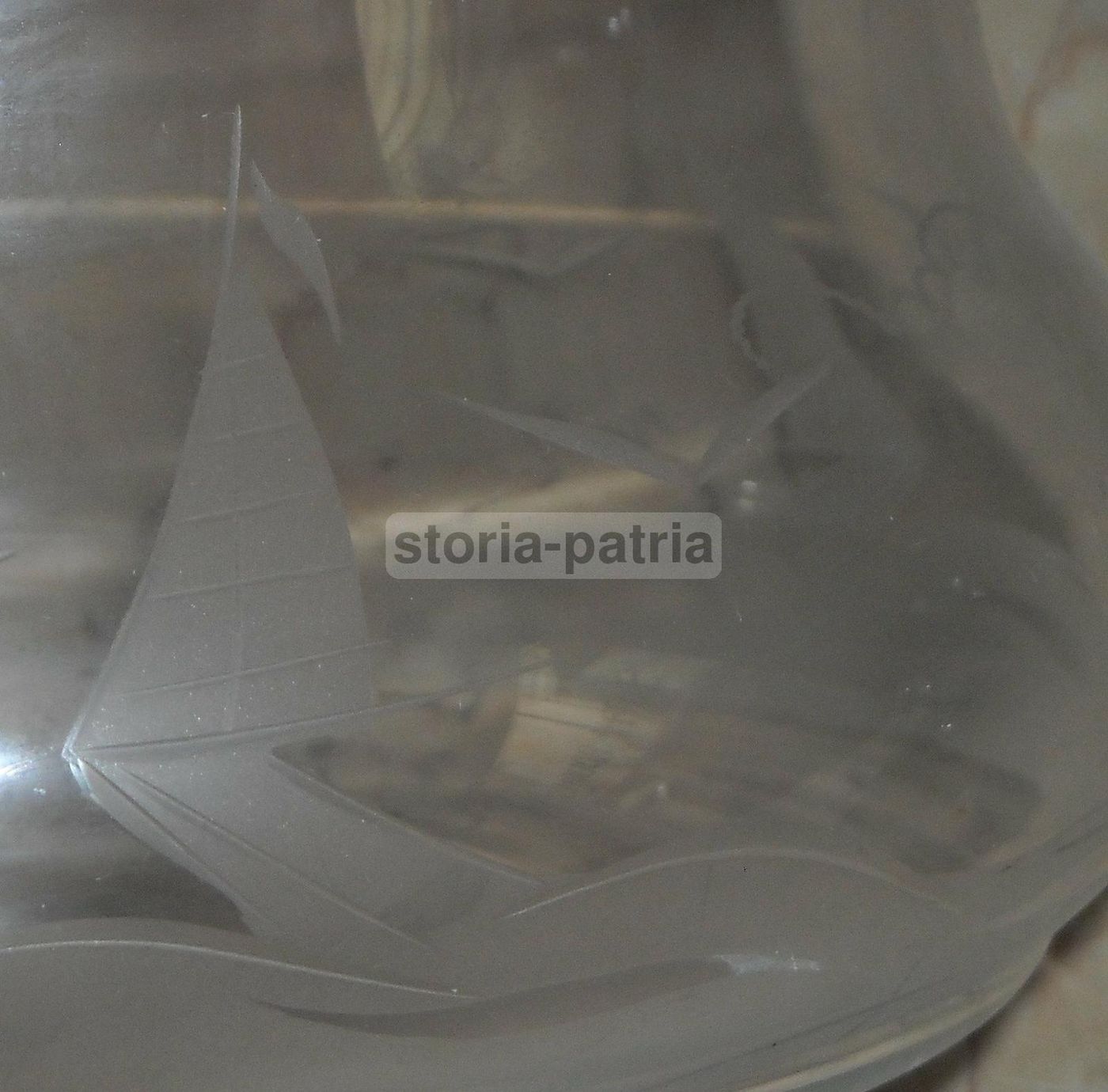 Ciotola In Vetro Con Decorazione Incisa Barche A Vela, Epoca '900