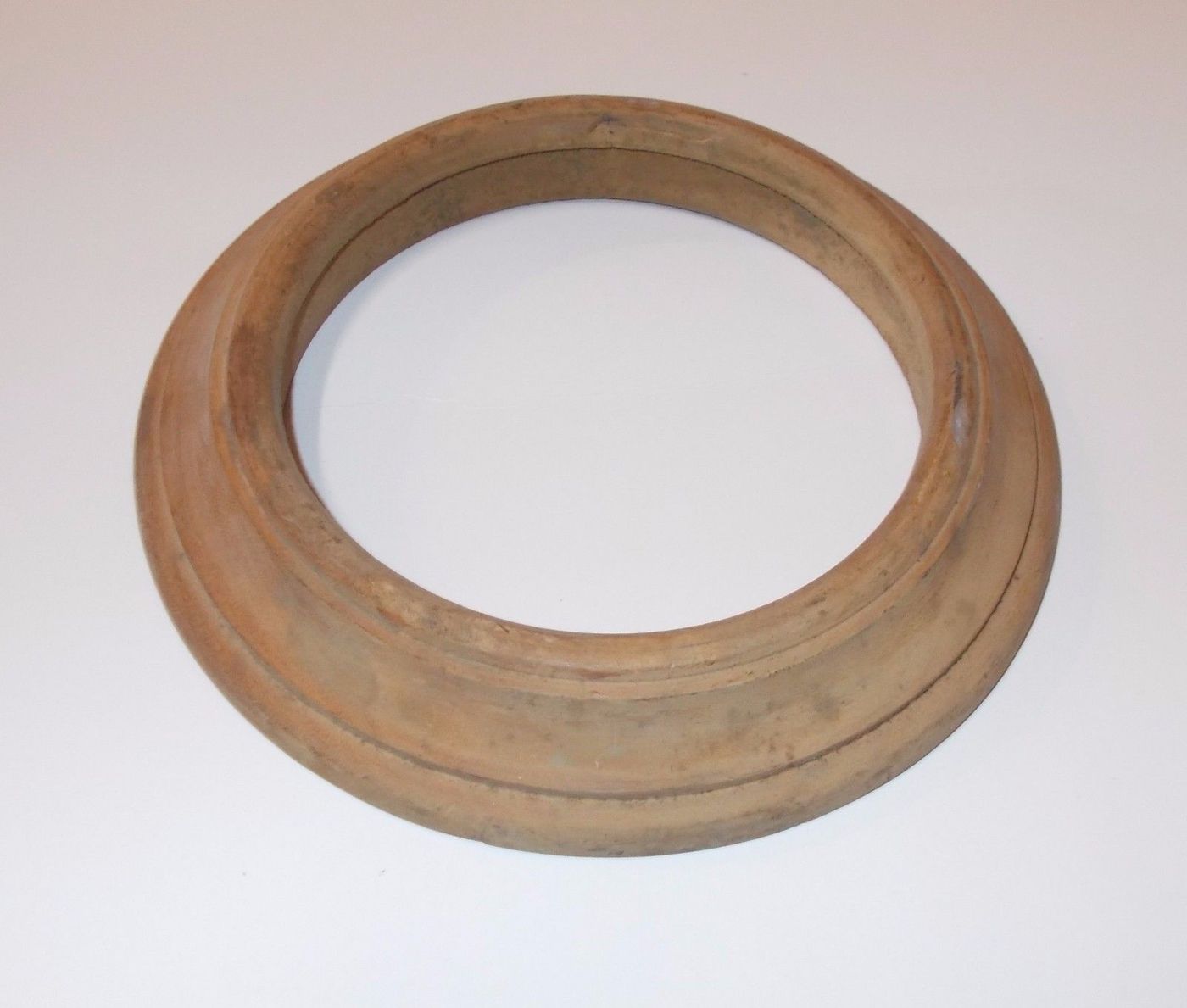 Cornice Rotonda In Legno Per Miniature, 19 Cm, Prima Metà Del '900