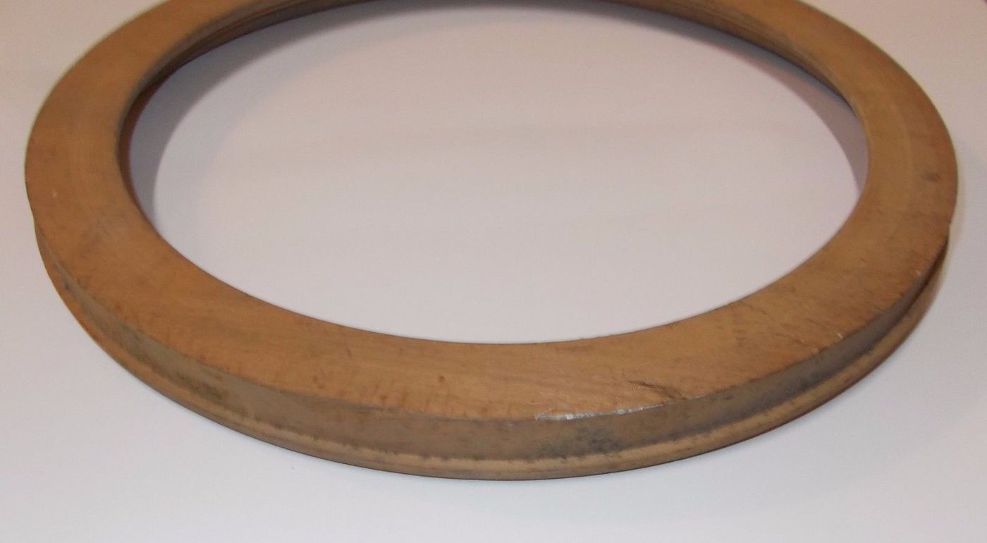Cornice Rotonda In Legno Per Miniature E Ritratti