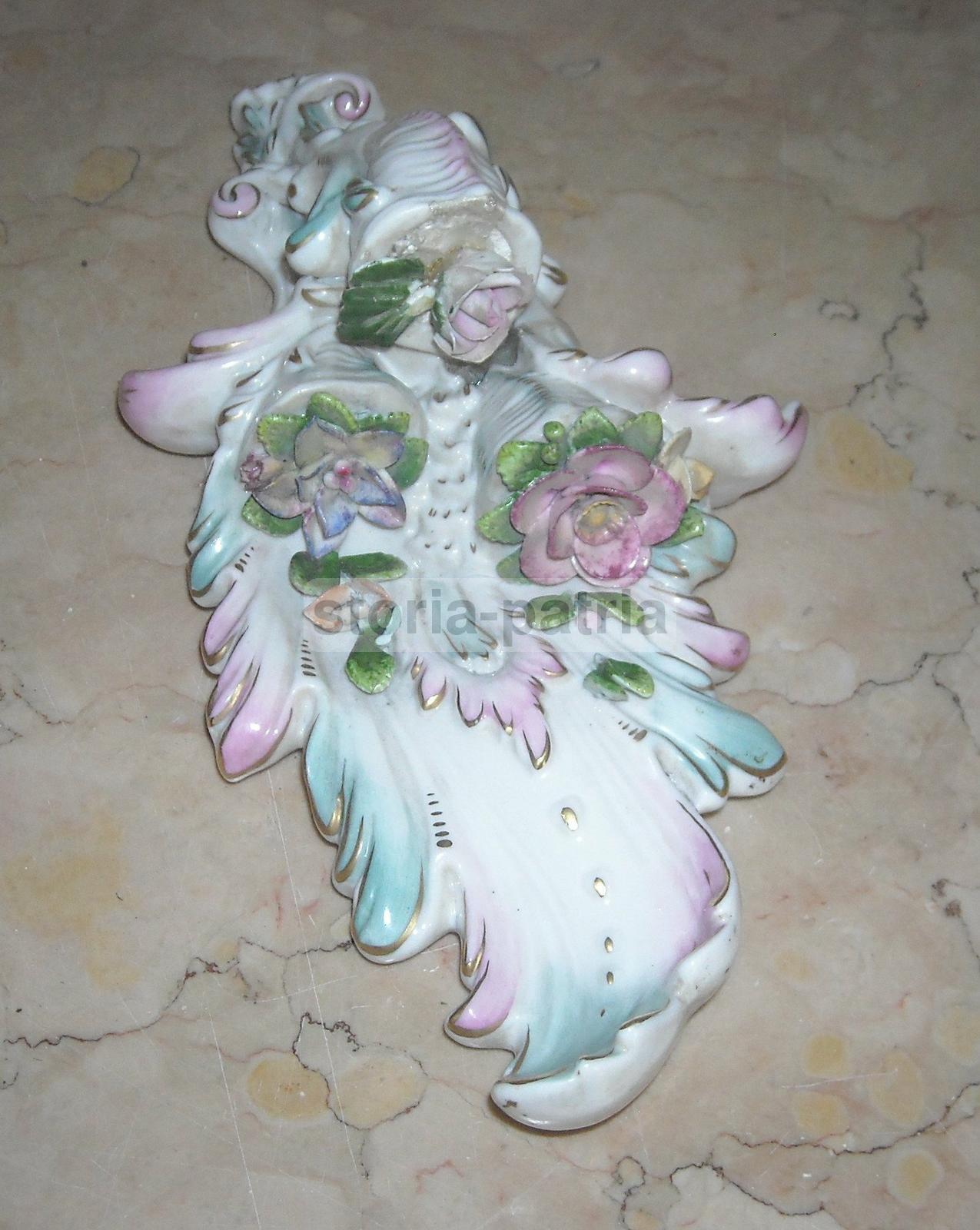 Porcellana Capodimonte Con Fiori In Rilievo Anni '30