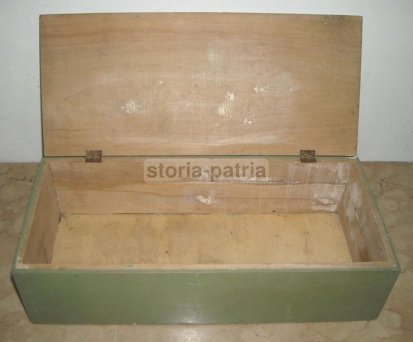 Scatola In Legno Laccato Verde Con Semi Delle Carte Da Gioco, Anni '30