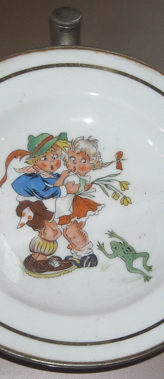 Scaldavivande Antico In Porcellana Con Bimbi E Rana, Anni '20 '30
