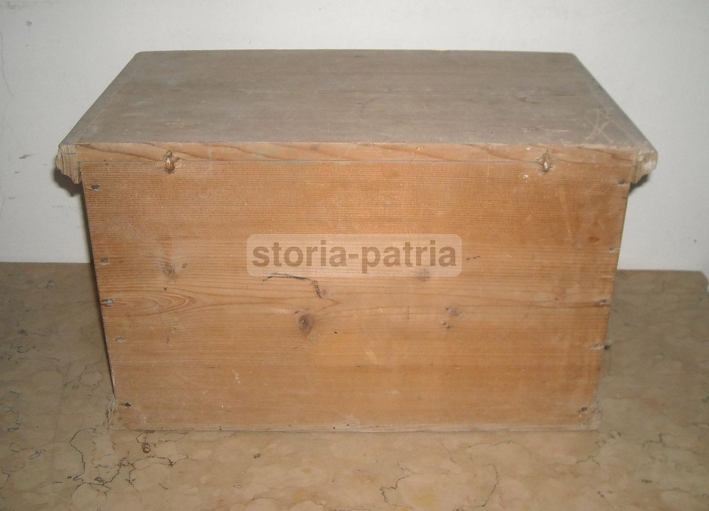 Antico Baule Da Viaggio In Legno Dell'Ottocento. Cassetta Da Caccia O Collezione