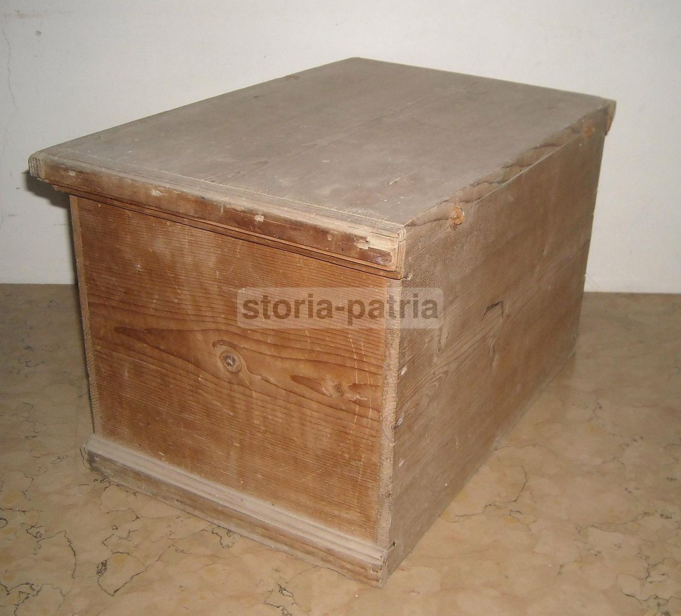 Antico Baule Da Viaggio In Legno Dell'Ottocento. Cassetta Da Caccia O Collezione