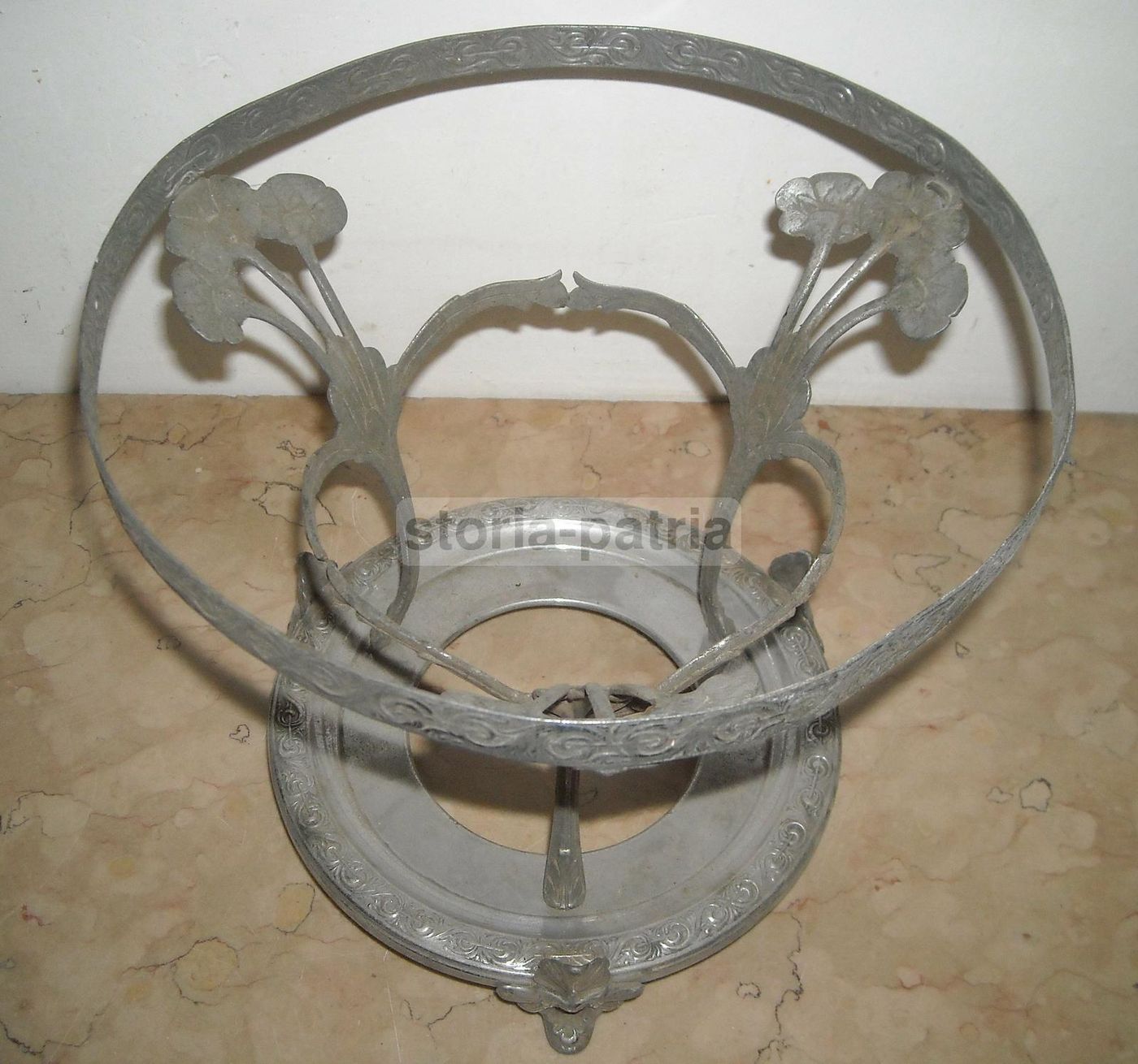 Soprammobile Liberty Portavaso In Metallo Argentato, Anni '20