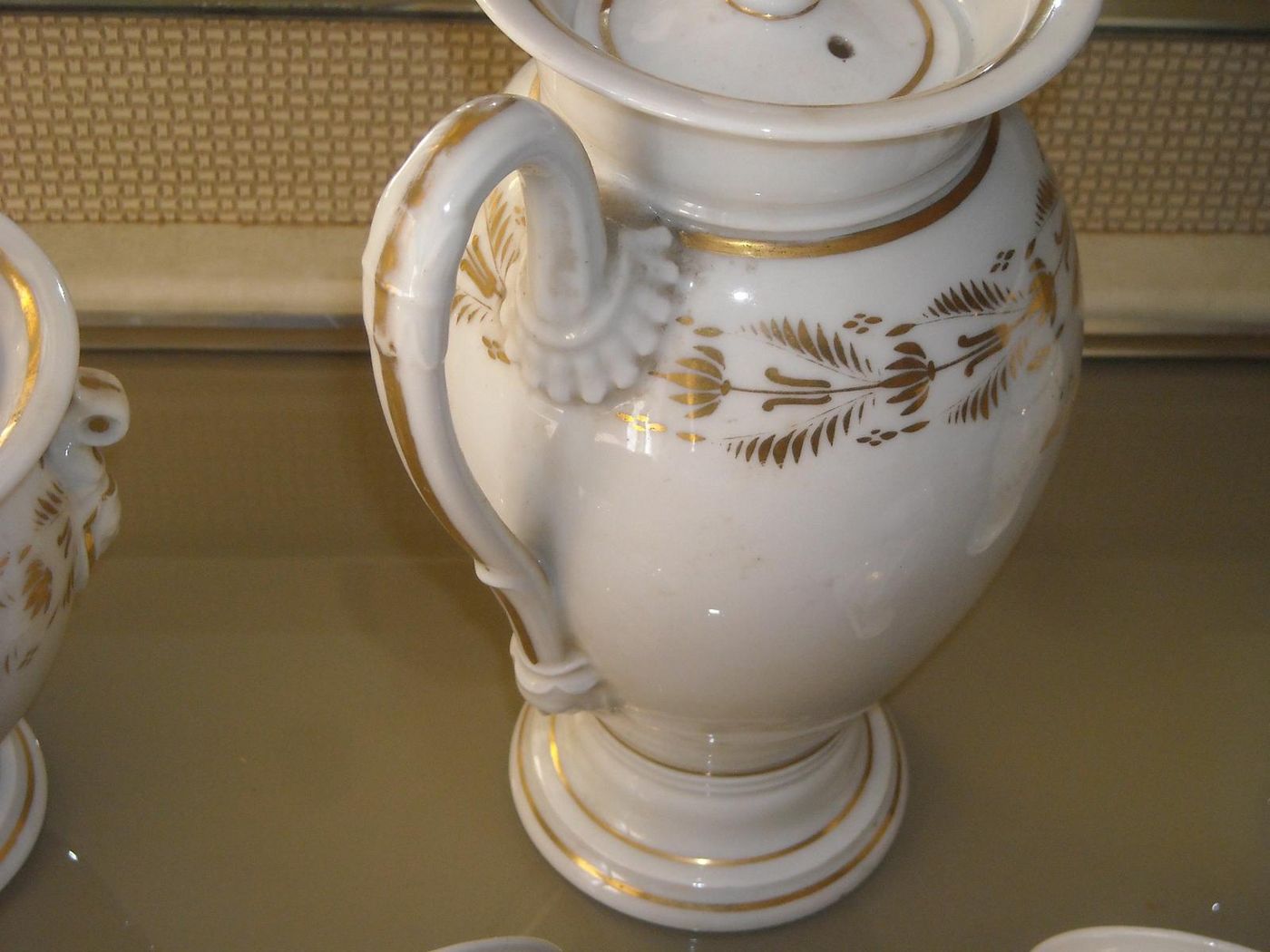 Servizio Da Caffè In Porcellana Con Decori Dorati Epoca Impero