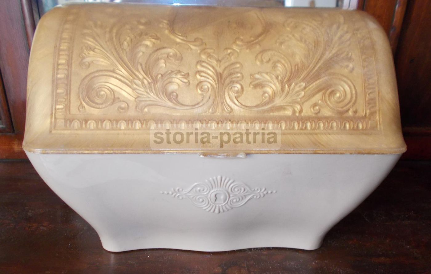 Cofanetto Vintage Con Stemma Araldico Anni 50 Creazioni Matic