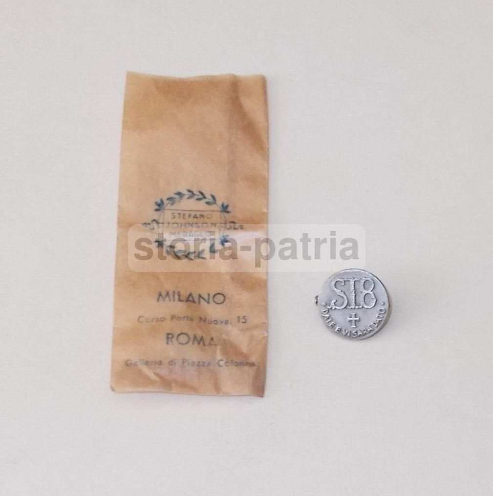 Distintivo Johnson "Date E Vi Sarà Dato" In Metallo Argentato