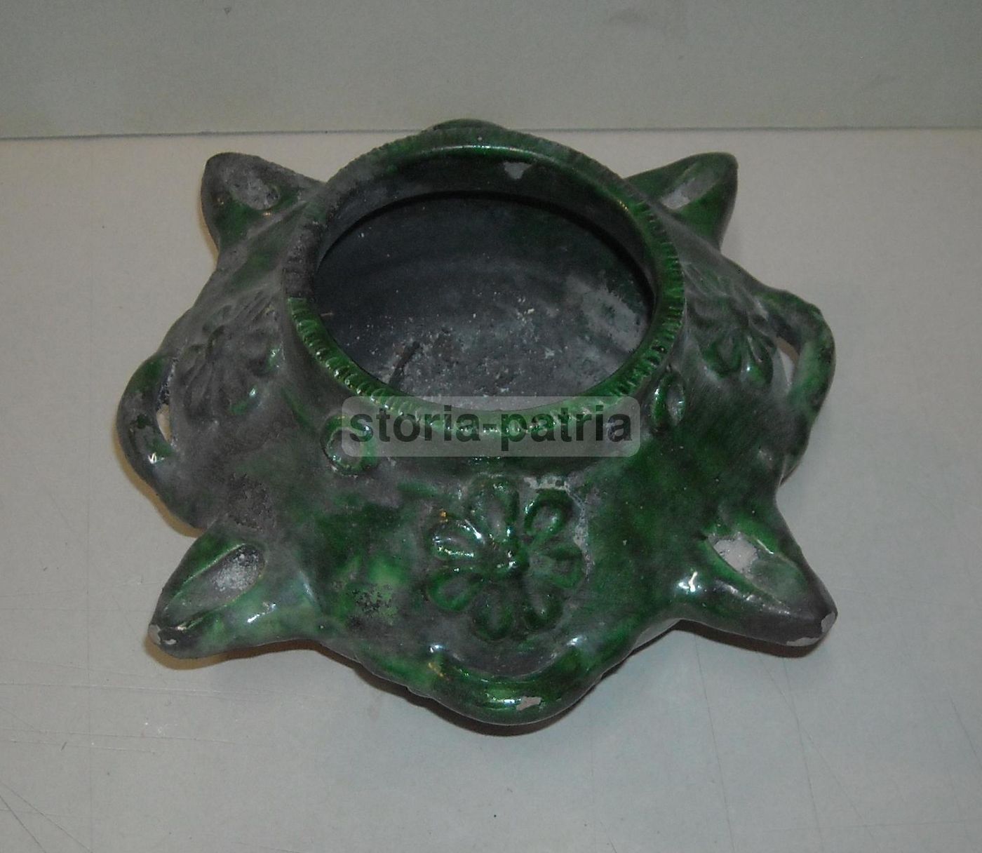 Vaso Soprammobile In Ceramica Smaltata Verde, Stile Lucerna, Inizio XX Secolo