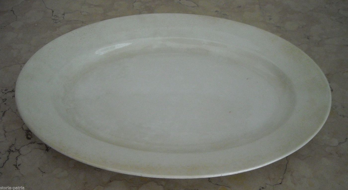 Piatto Ovale In Ceramica Lambrate Con Marchio Elefante