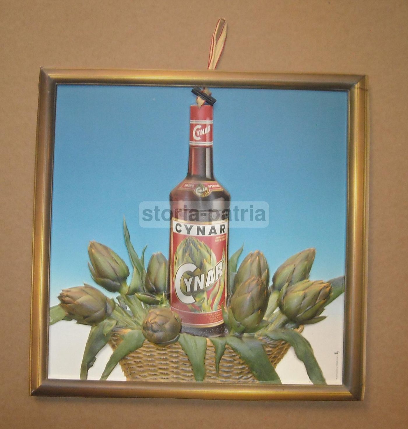 Locandina Pubblicitaria Cynar Con Carciofi, Plasticolor