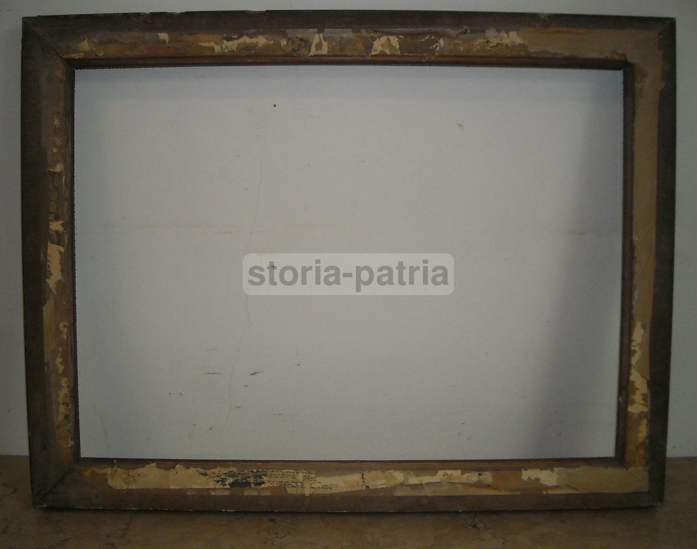 Cornice Antica Dell'800 Con Decori In Rilievo (82x63 Cm)