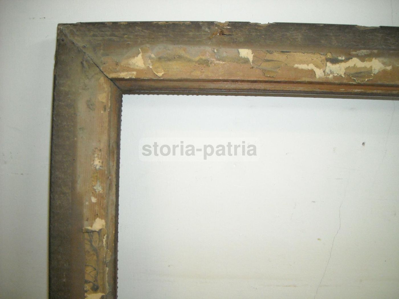 Cornice Antica Dell'800 Con Decori In Rilievo (82x63 Cm)