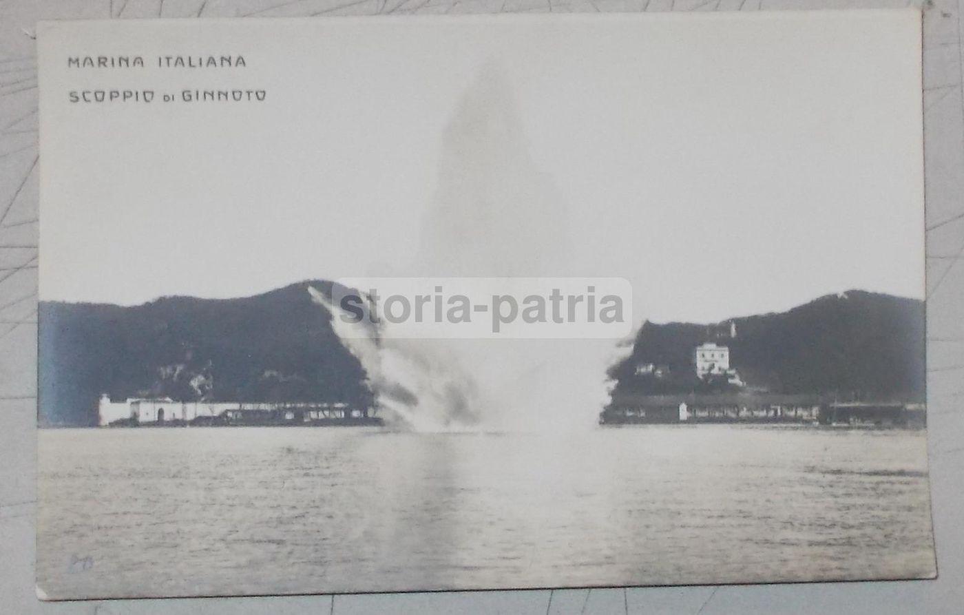 Foto Cartolina Marina Militare Italiana: Esplosione Ginnoto, 1920