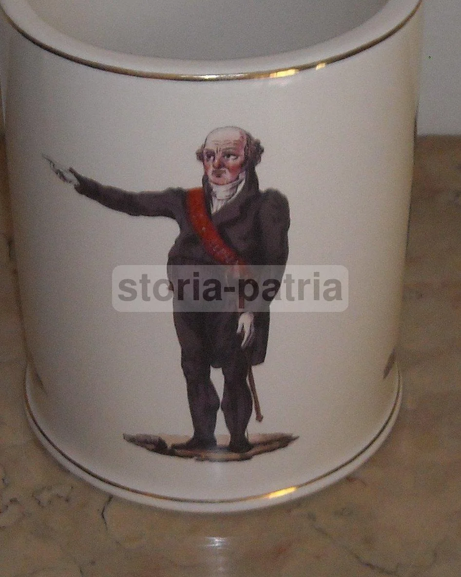 Vaso Massonico in Porcellana con Simboli e Gesti Rituali, Metà Xx Secolo