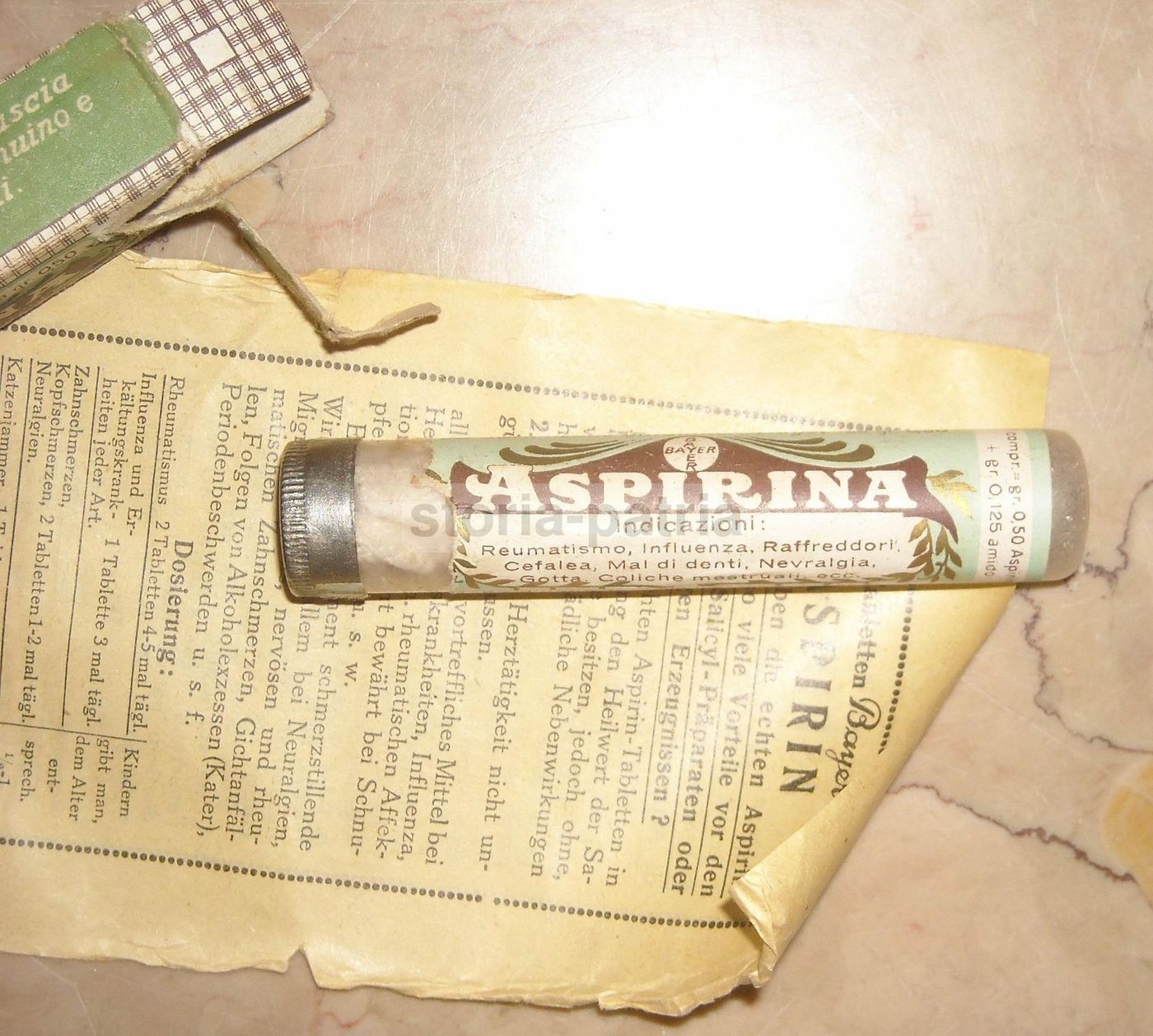 Aspirina Bayer, Astuccio Originale In Vetro Degli Anni '20 Con Scatola