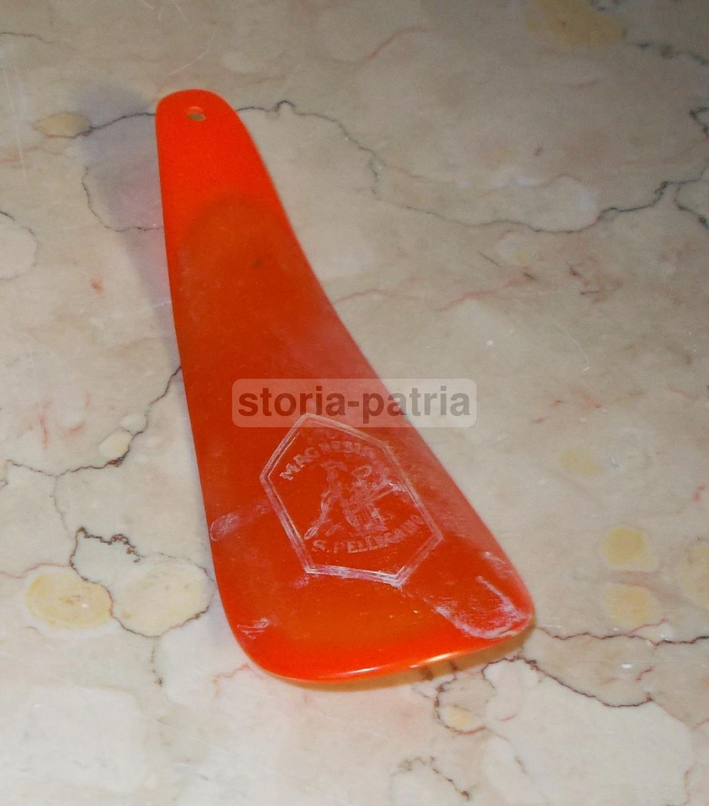 Calzante Pubblicitario Magnesia S. Pellegrino, Anni '30 '50