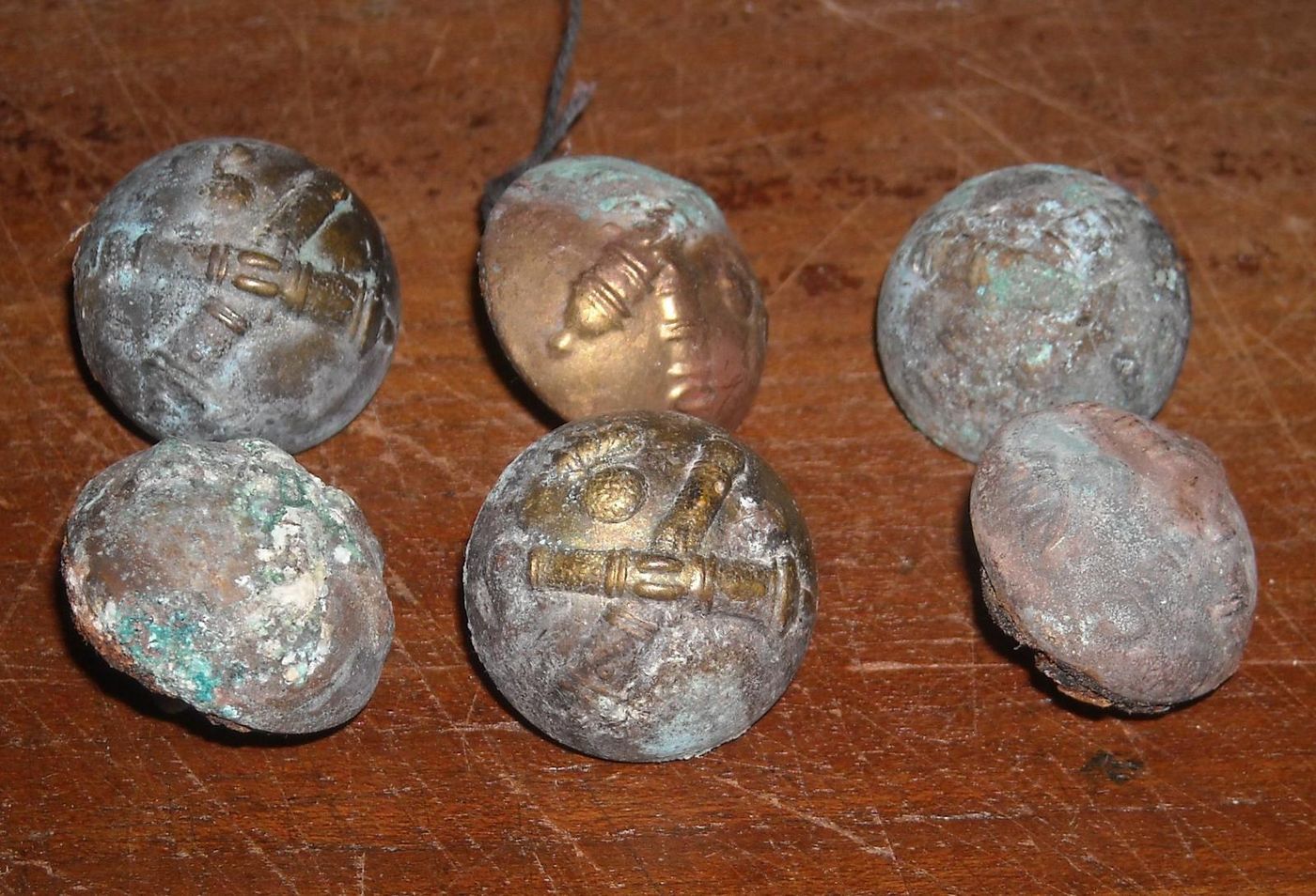 6 Bottoni Militari Antichi Dell'Esercito Italiano, Primi '900, Ottone