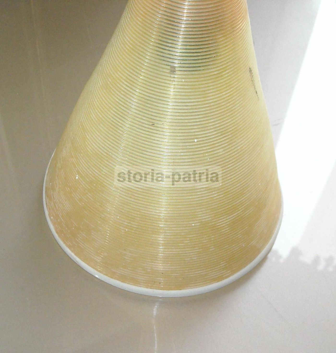 Lampada A Sospensione Vintage Gialla Anni '50 '70, Design Modernariato