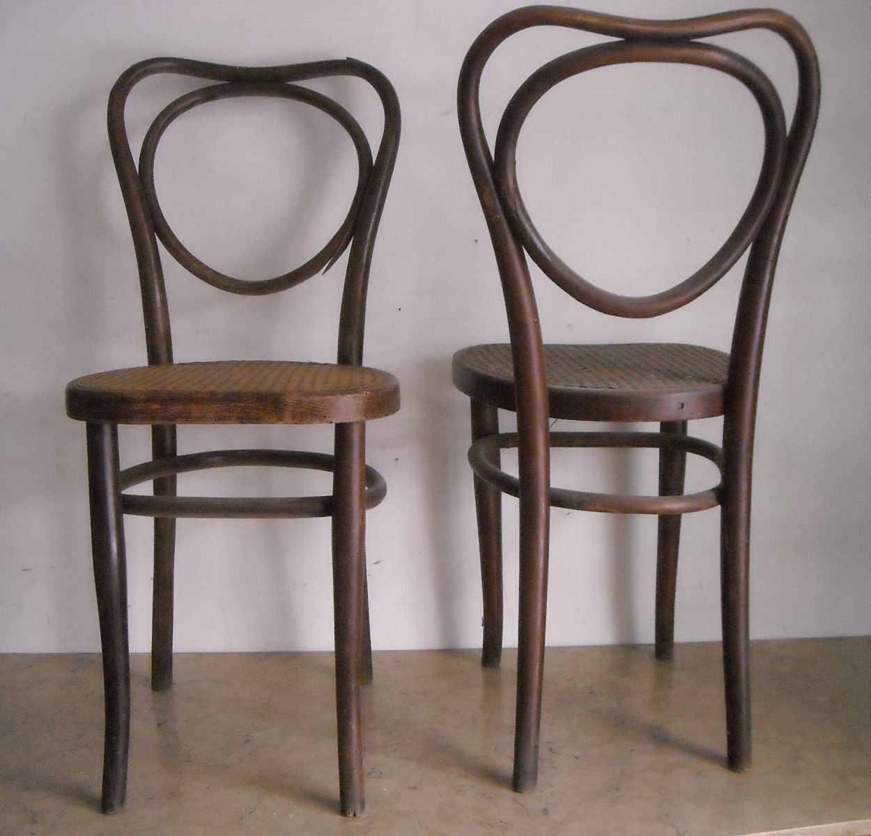 Coppia Di Sedie Antiche Jacob & Joseph Kohn In Legno Curvato