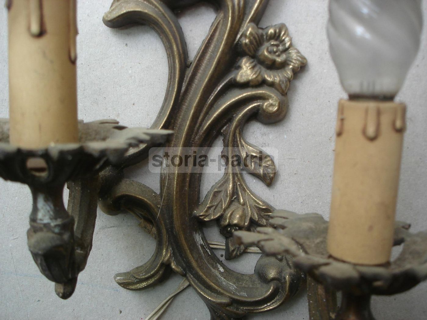 Applique Da Parete Vintage In Metallo Bronzato Anni '50 '60