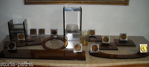 Set Accessori Bagno Vintage In Vetro Molato Fumè E Metallo Cromato Anni '70
