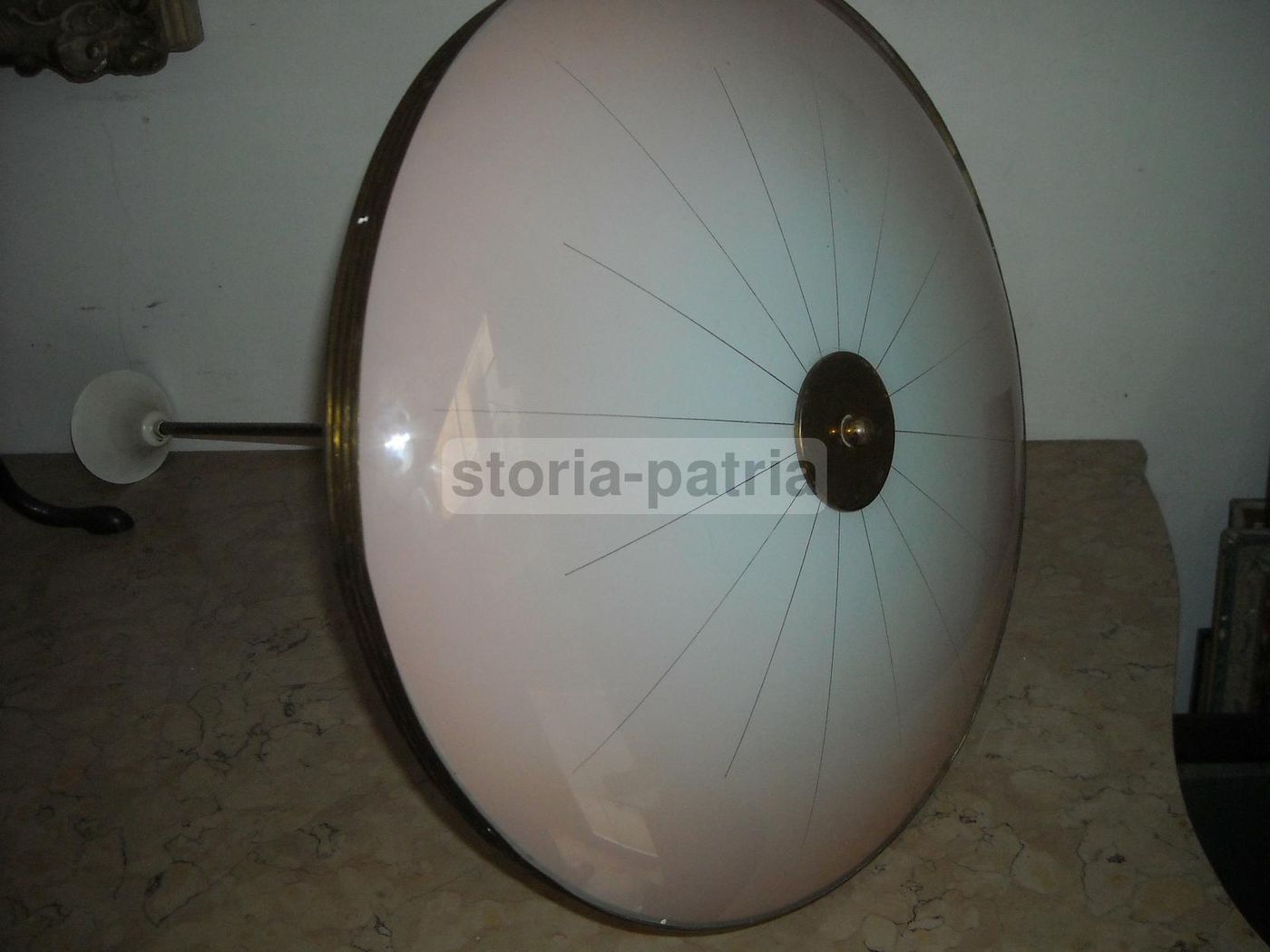 Lampadario Vintage Anni 50 60 Con Vetri Convessi Design Italiano