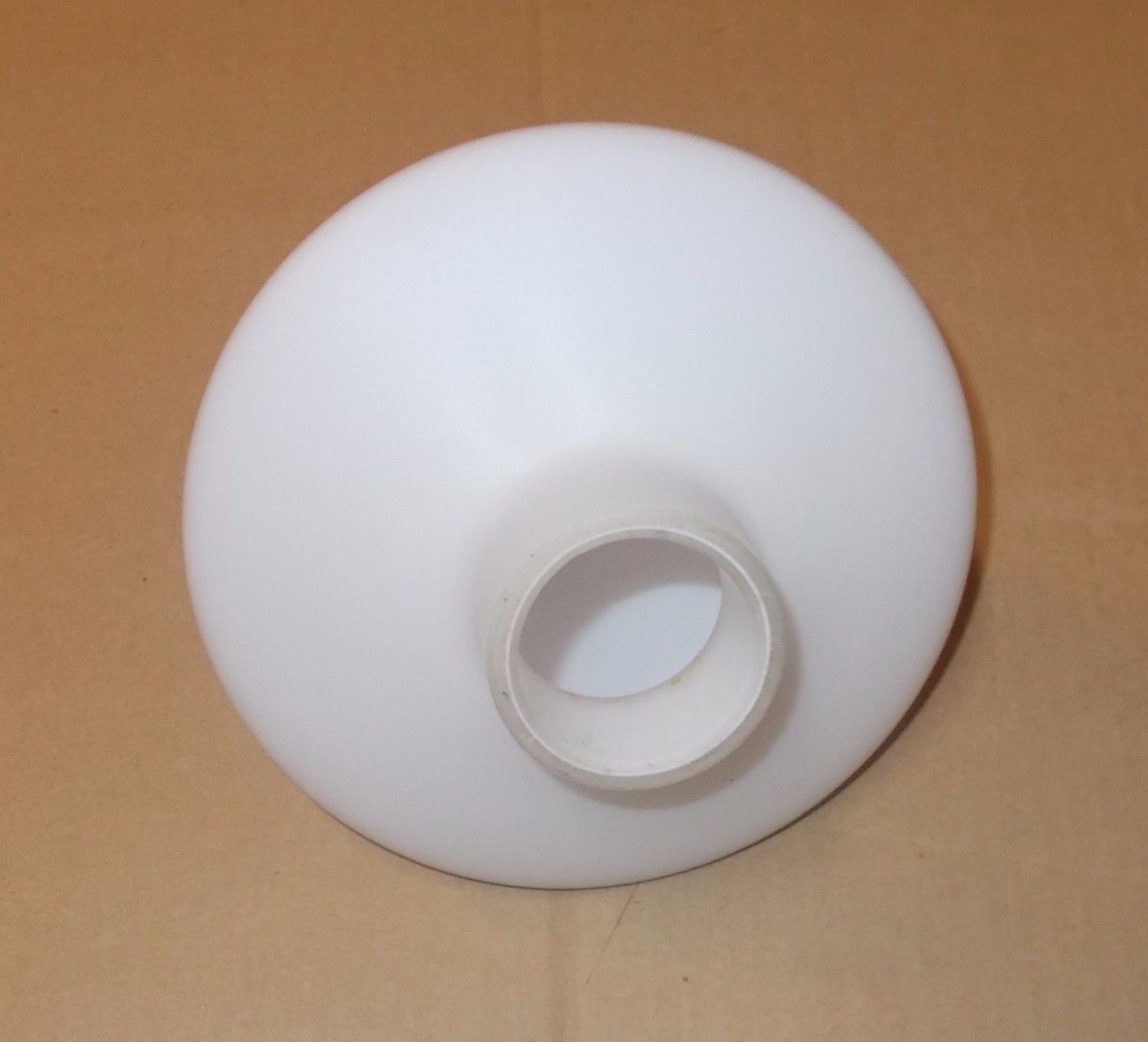 Coppa Per Lampada In Vetro Opalescente, Anni '50, Design Italiano