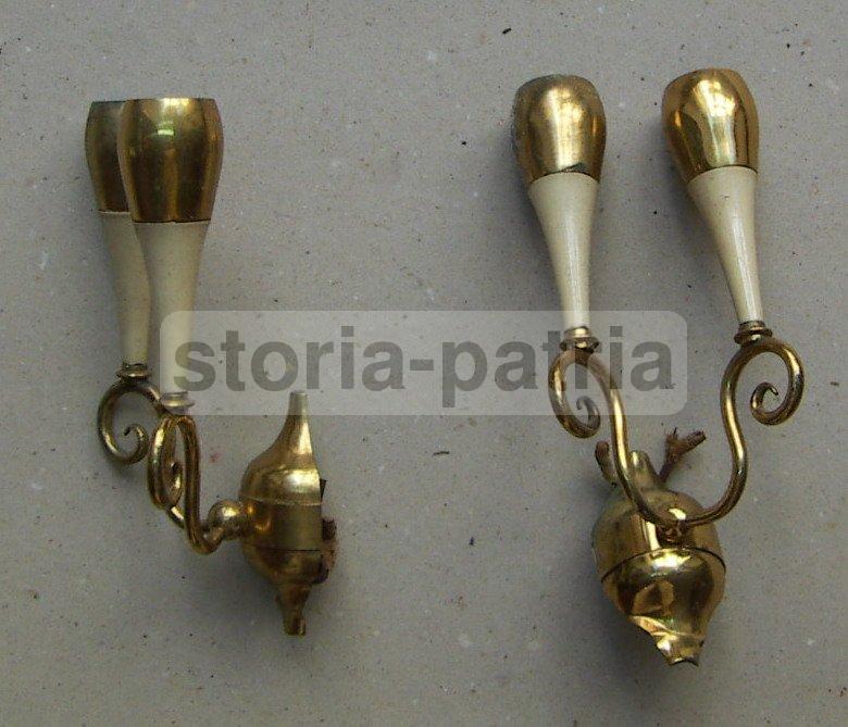 Applique Vintage Anni '50 In Metallo Laccato E Ottone Dorato