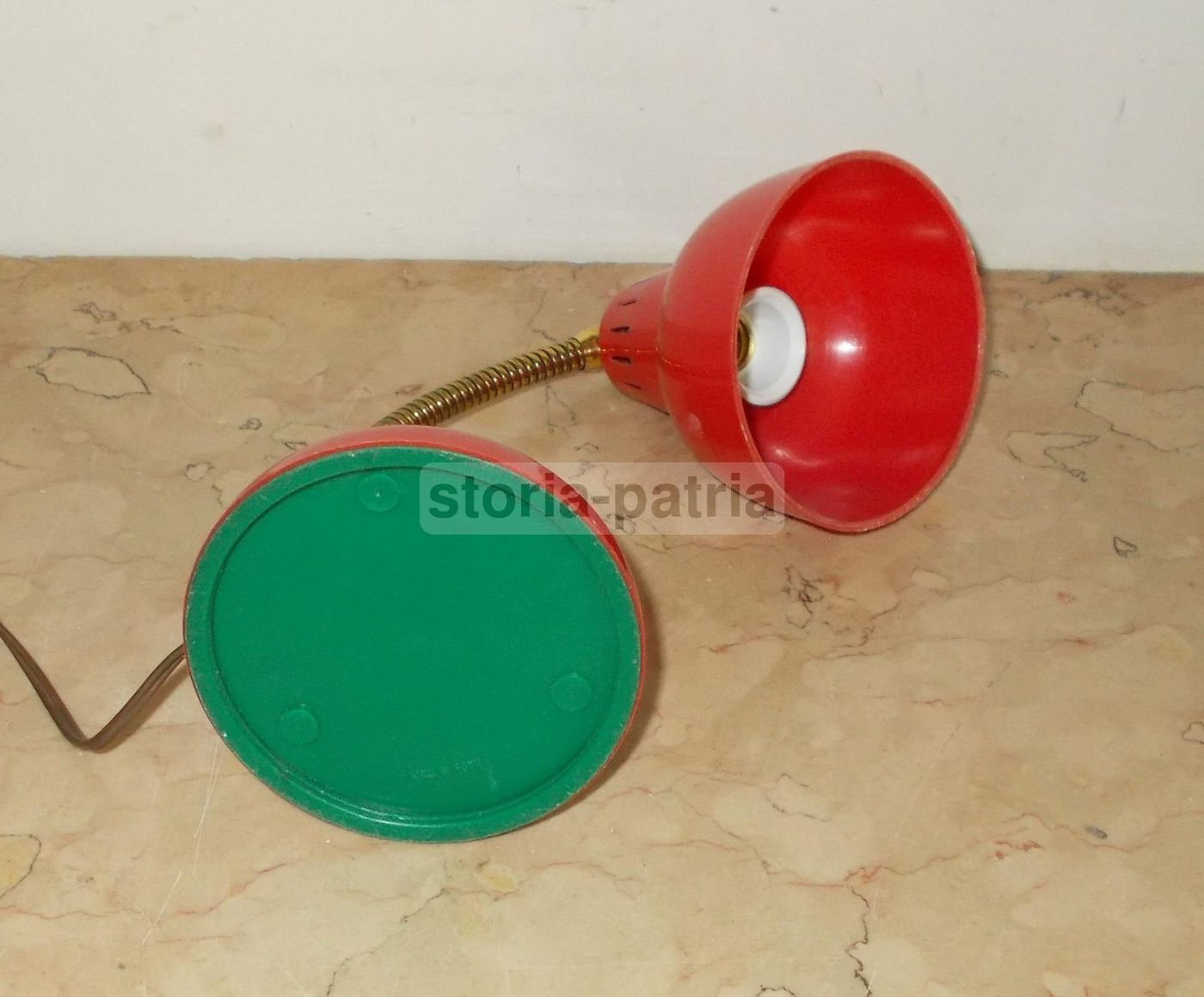 Lampada Da Tavolo Vintage In Plastica Rossa, Anni '60 '70
