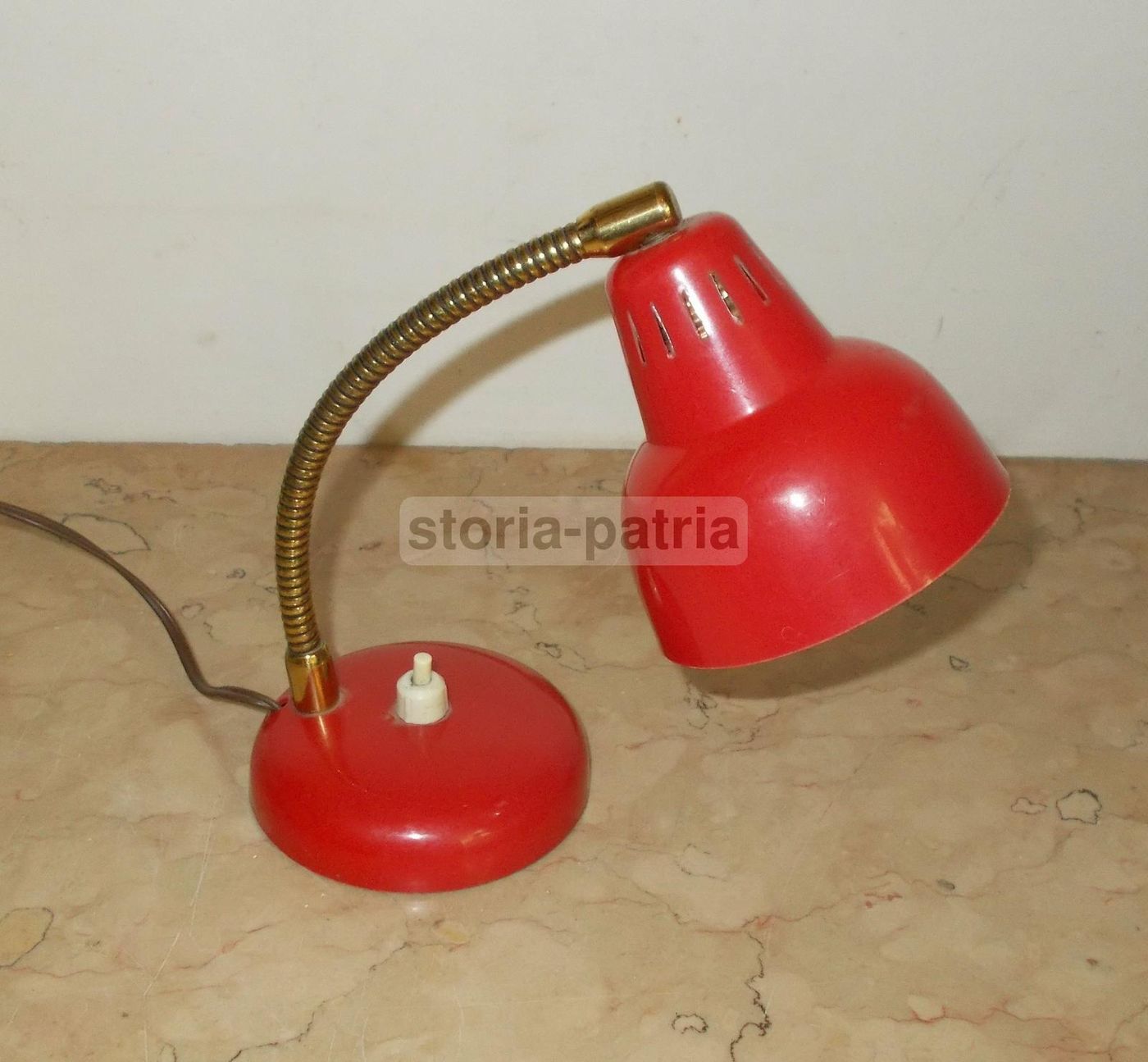 Lampada Da Tavolo Vintage In Plastica Rossa, Anni '60 '70